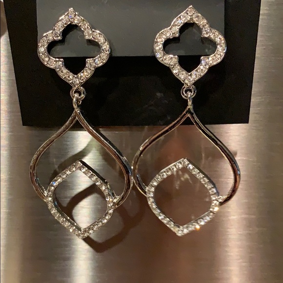 Anne Klein Accessories - Anne Klein silver earrings 💥NEW💥